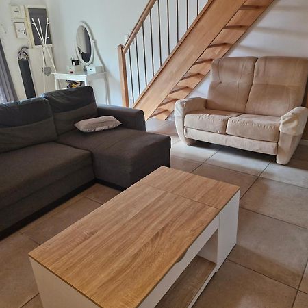Petite Maison Meublee Entre Avignon Et Carpentras Morieres-les-Avignon Εξωτερικό φωτογραφία