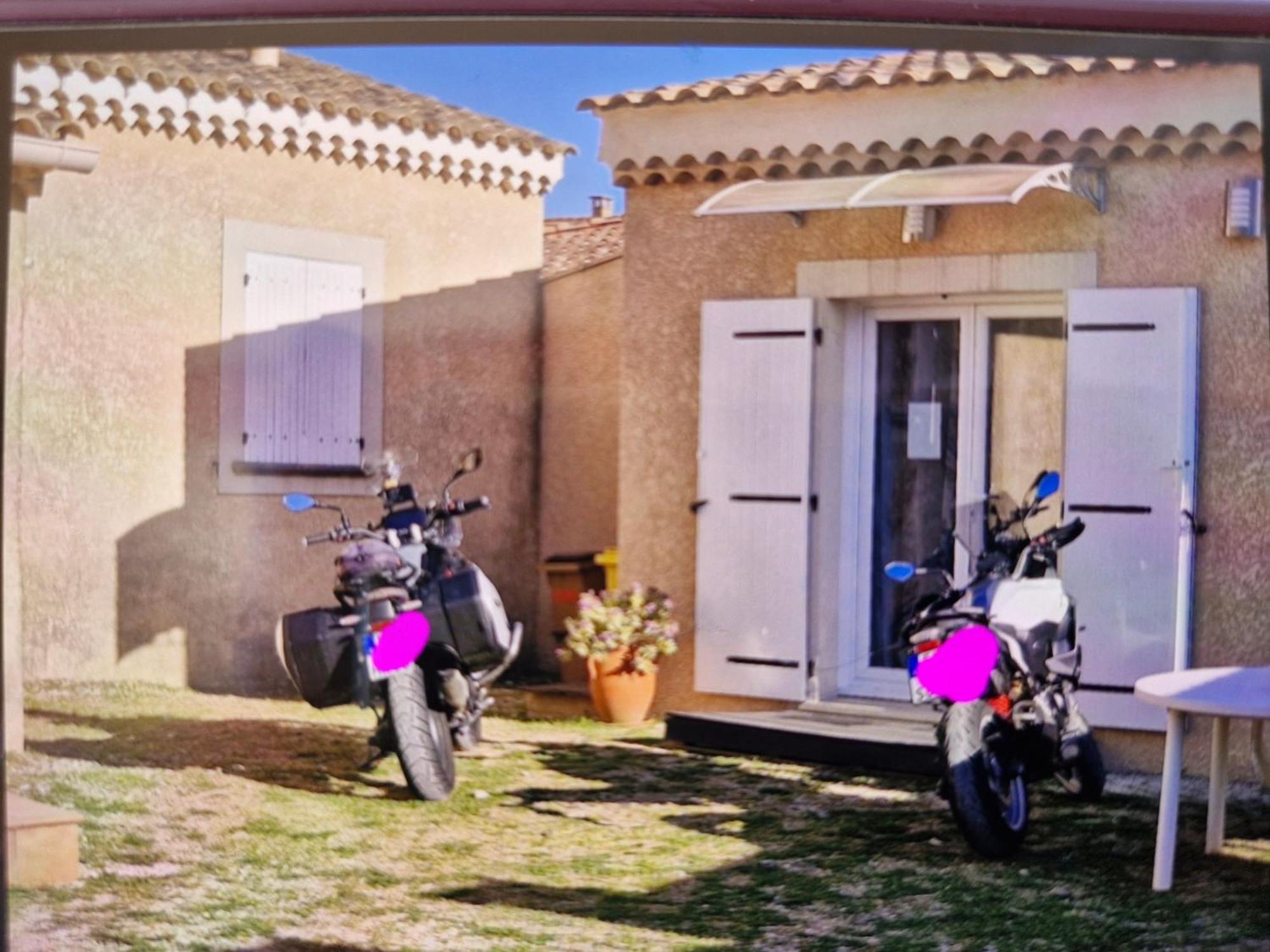 Petite Maison Meublee Entre Avignon Et Carpentras Morieres-les-Avignon Εξωτερικό φωτογραφία